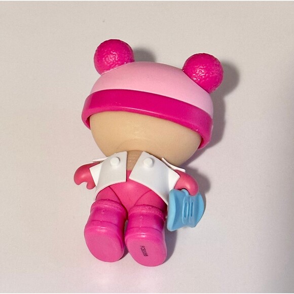 Snow Bunny Puppy Dog Action Figure Cutelife Collectible Snowboarding Wnter - Picture 3 of 4